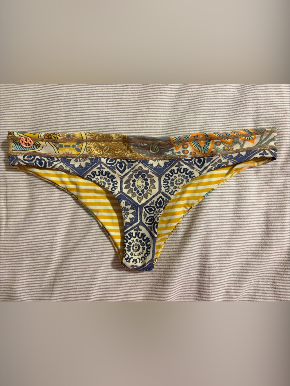 Maaji Reversible Bikini Bottoms - Floral Zebra/Yellow Stripes - Size Small